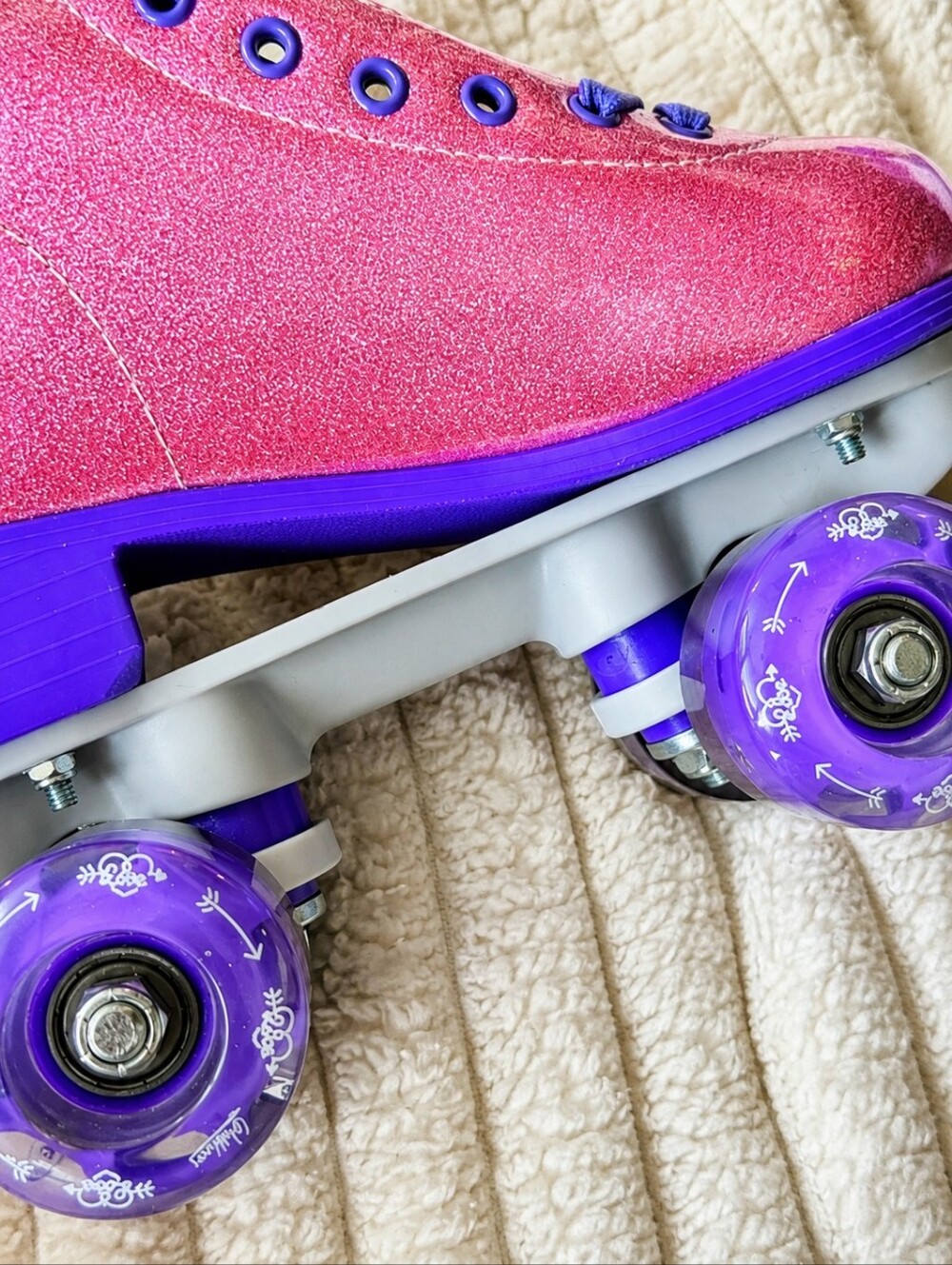 NEW Wellwon Pink Purple Light Up Glitter Roller Skates Womans Sz 5 Kids 4Y - Picture 6 of 8